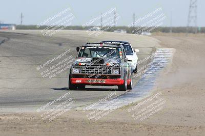media/Sep-28-2024-24 Hours of Lemons (Sat) [[a8d5ec1683]]/1140am (Outside Grapevine)/